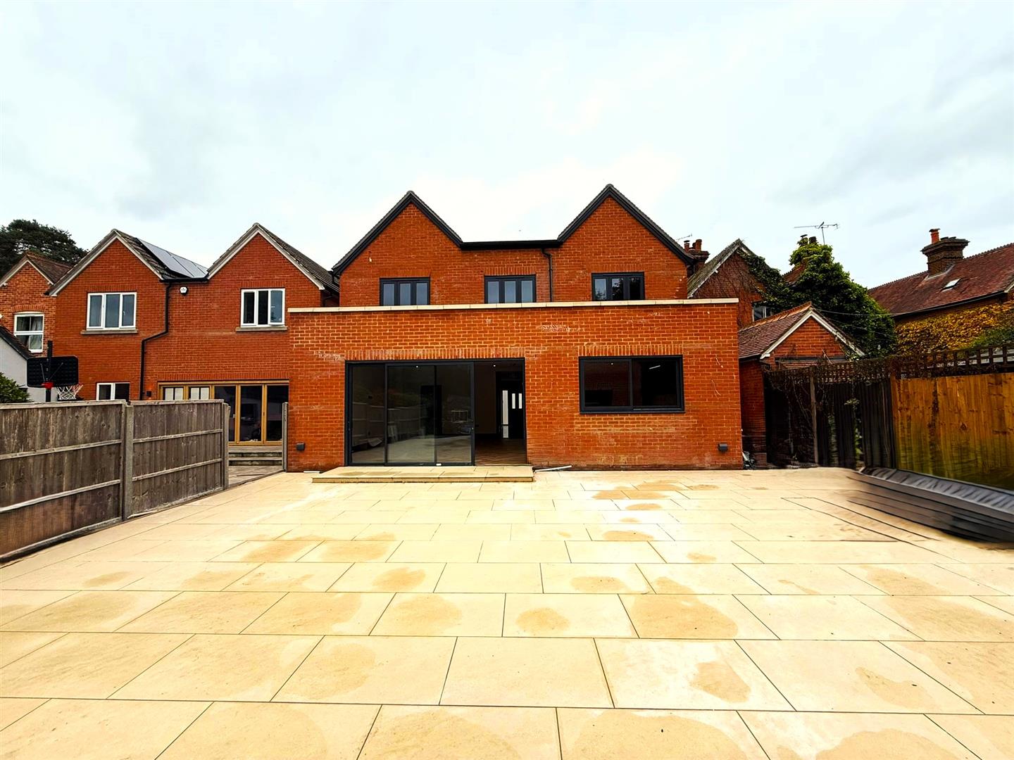 Connaught Road, Brookwood, Woking
